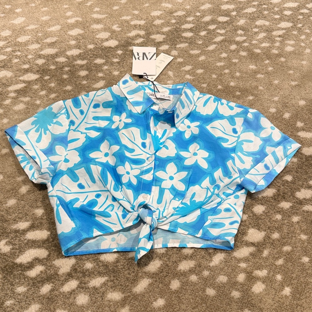 Zara Kids Blue and White Floral Shirt. Size 10 NWT